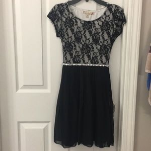 Girls dress